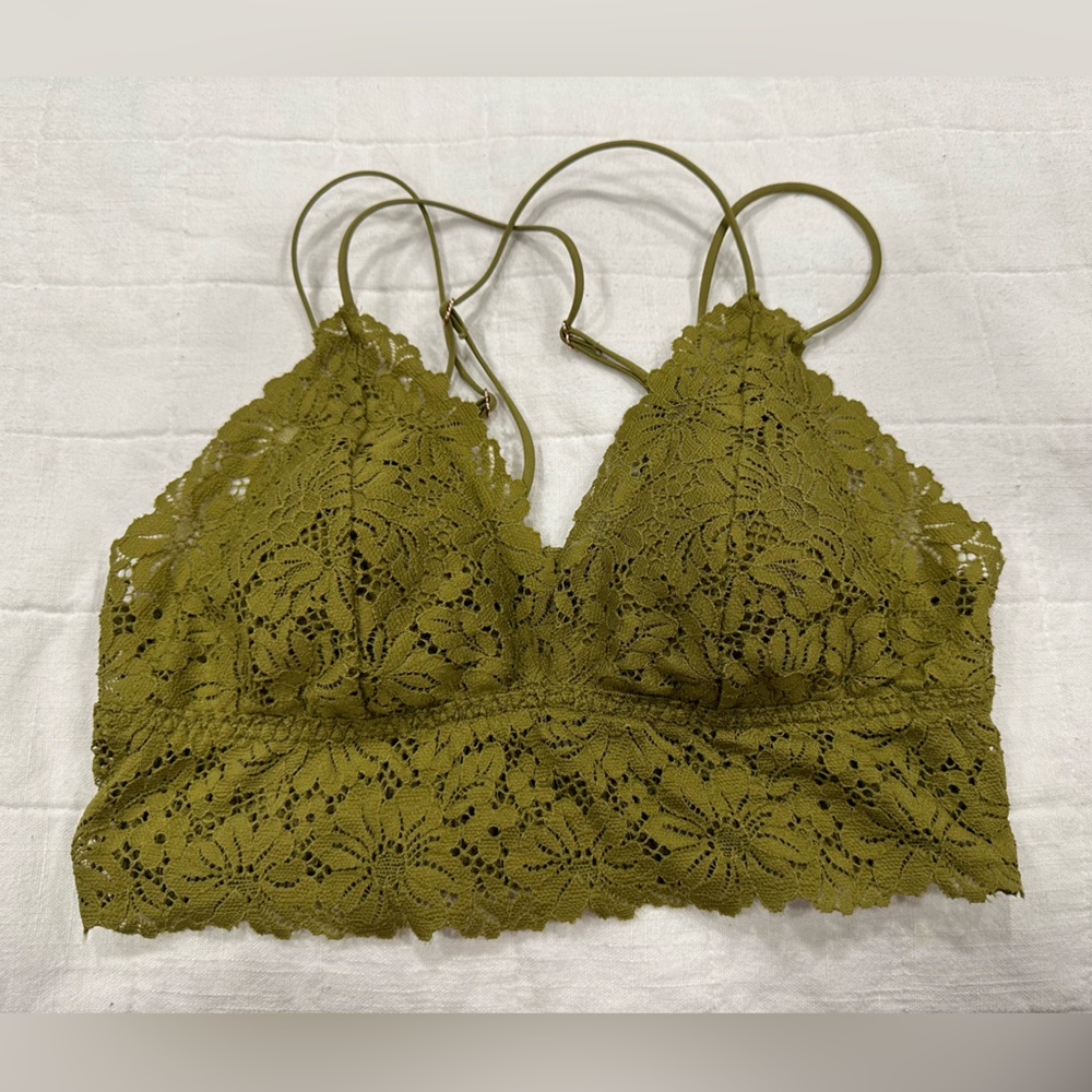 VS Pink bralette New